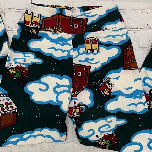 LulaRoe NWT tween leggings Christmas print size 00-0 - Picture 2 of 3